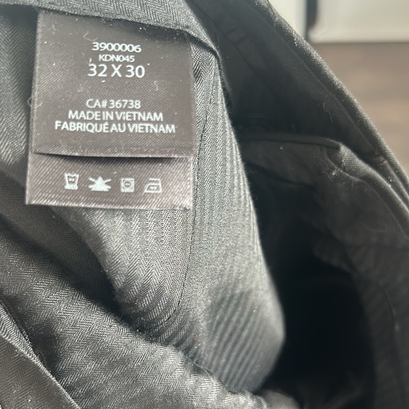 Kenneth Cole Reaction Black Trousers - Picture 6 of 6